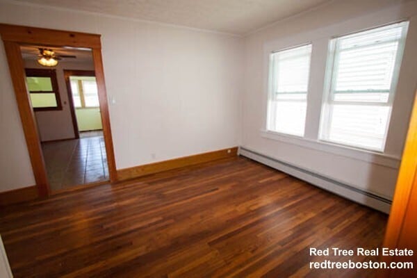 Building Photo - 13 Linden St