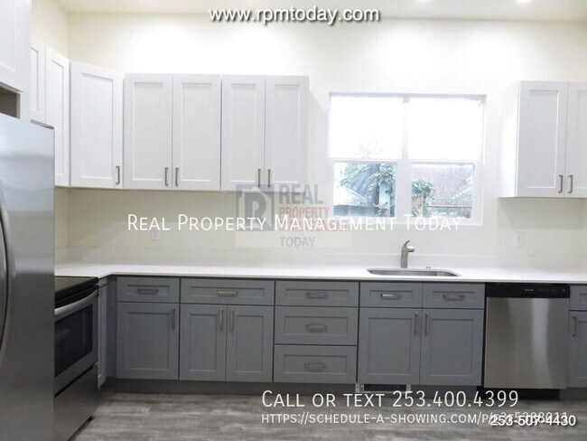 Foto del edificio - 703 S. Ainsworth-D
