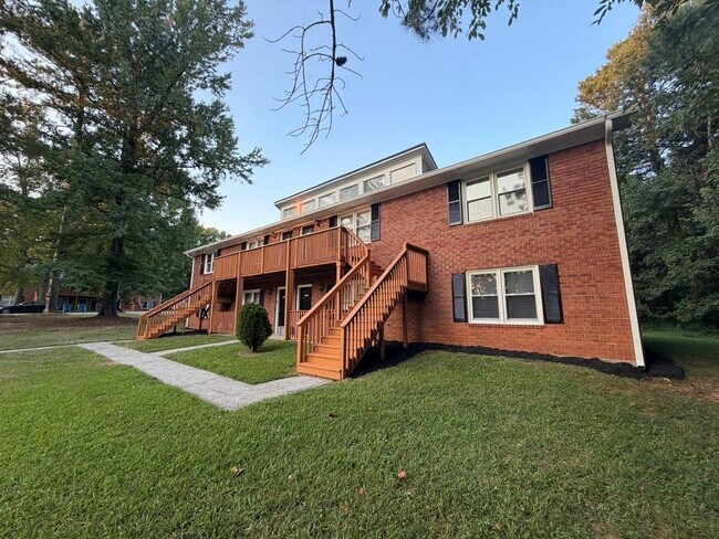 Building Photo - 1988 Patterson Ct