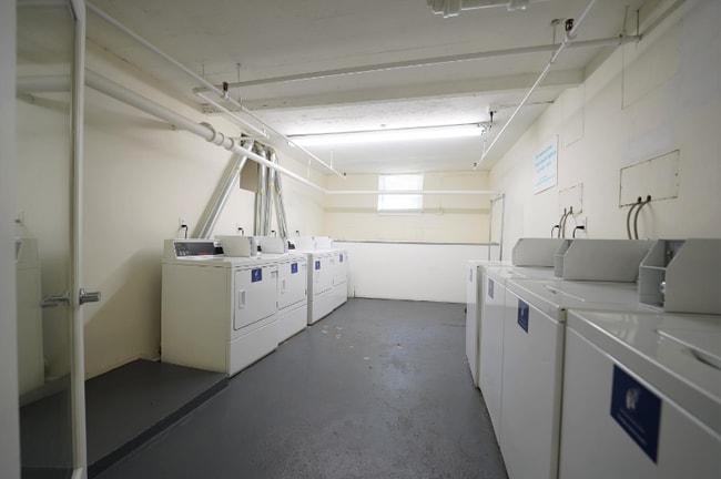 Photo - 1850 Commonwealth Ave Apartment