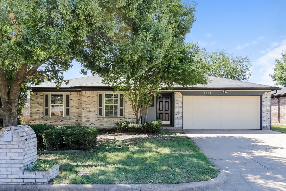 Primary Photo - 1224 Nicole Way