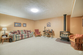 Building Photo - 4471 39 N