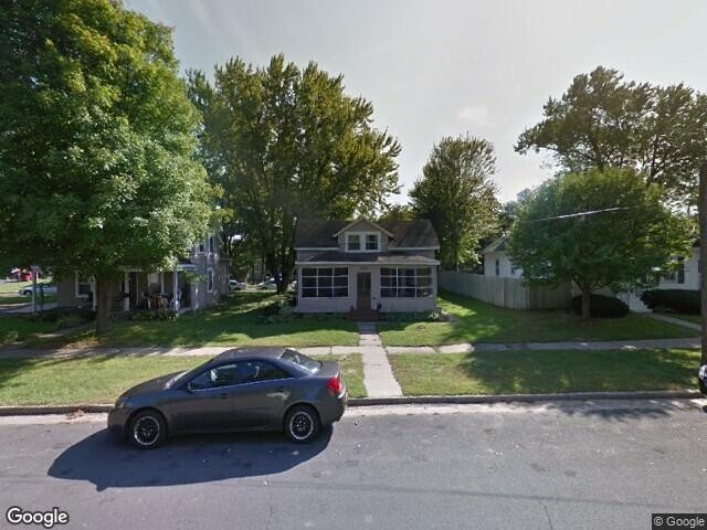 Primary Photo - 528 E Walnut St