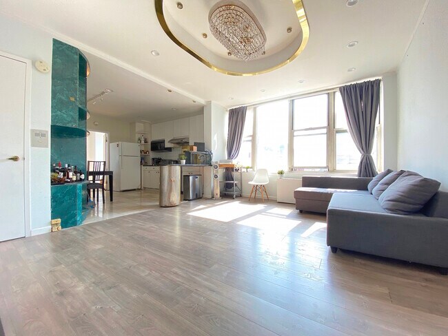 Living Room 1 - 80 Elizabeth St