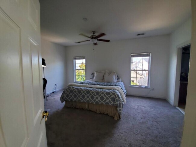 Foto del edificio - 2706 Bill Dorsey Blvd.