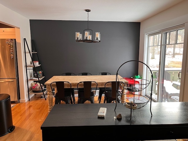 Dining area - 35 Floyd Ave