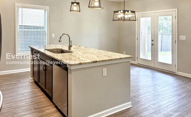 Foto del edificio - 115 Kretzer Ct