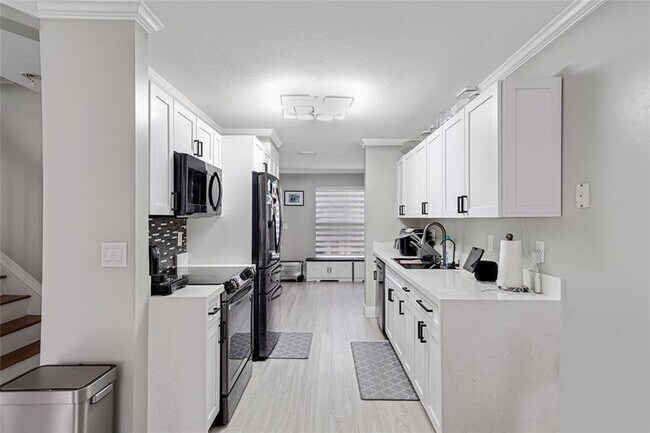 Building Photo - 17095 NW 23rd St