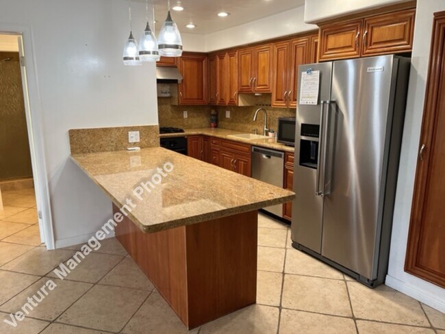 Building Photo - 808 Bluewater Way