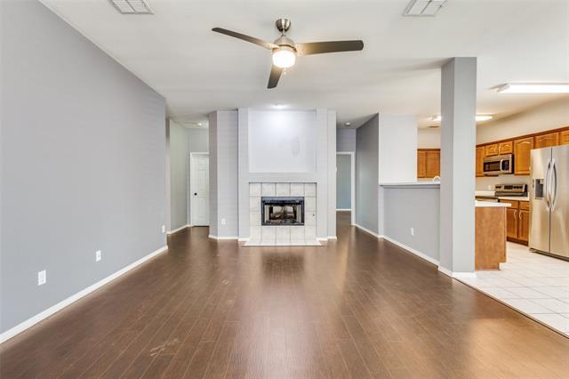 Foto del edificio - 6412 Courtyards Dr