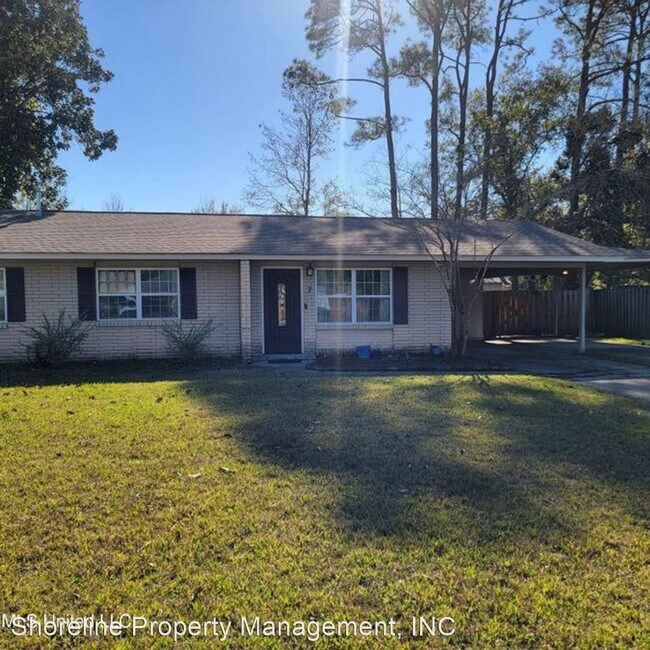 Building Photo - 4 br, 2 bath House - 7 40th Street