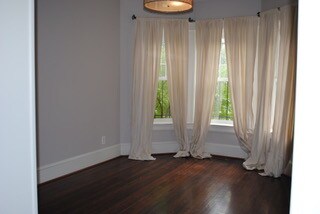 Foto principal - 437 10th St NE