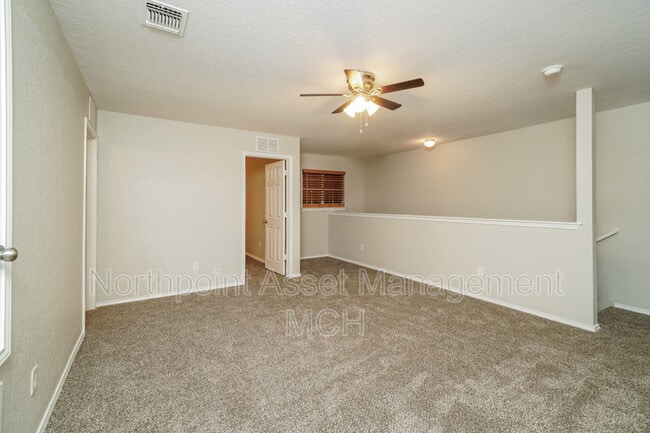 Building Photo - 3727 Friendly Acres