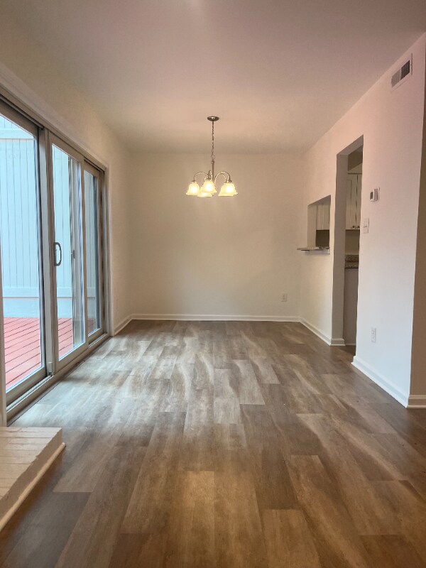 Foto del edificio - 7920 Horse Chestnut Ln
