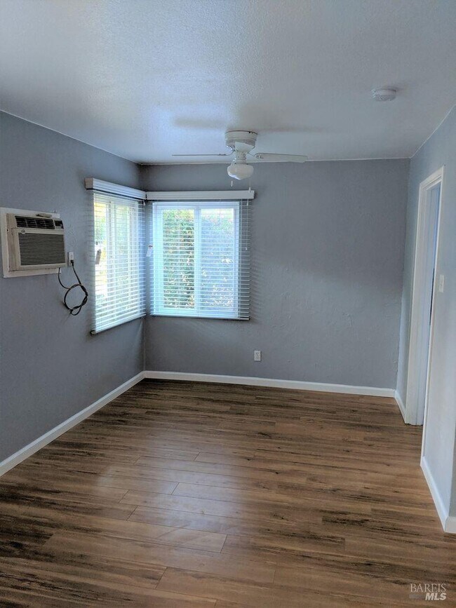 347 West St, Vacaville, CA 95688 Room for Rent in Vacaville, CA