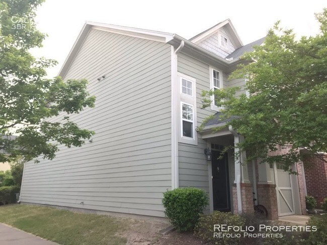 Foto del edificio - 624 Baucom Grove Ct