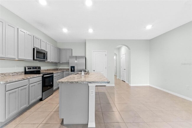 Building Photo - 390 Feltrim Reserve Blvd