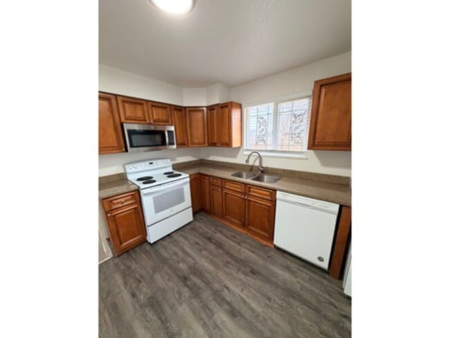 Photo - 5300 Troy St House