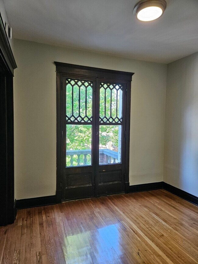 Foto del edificio - 6611 S Minerva Ave
