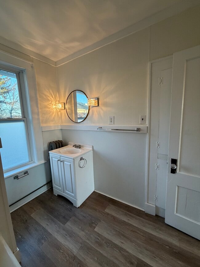 Foto principal - 31 Weller Ave