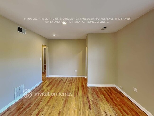 Building Photo - 8737 80th Ct