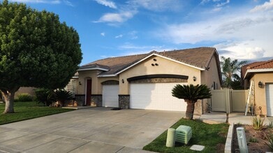 Building Photo - 25288 Red Fern Cir