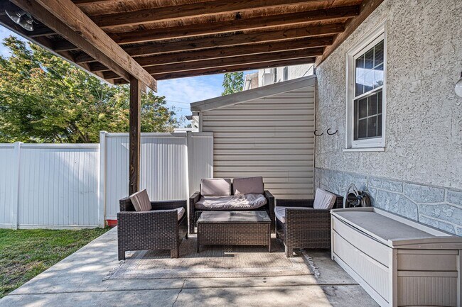 Foto del edificio - 147 East St