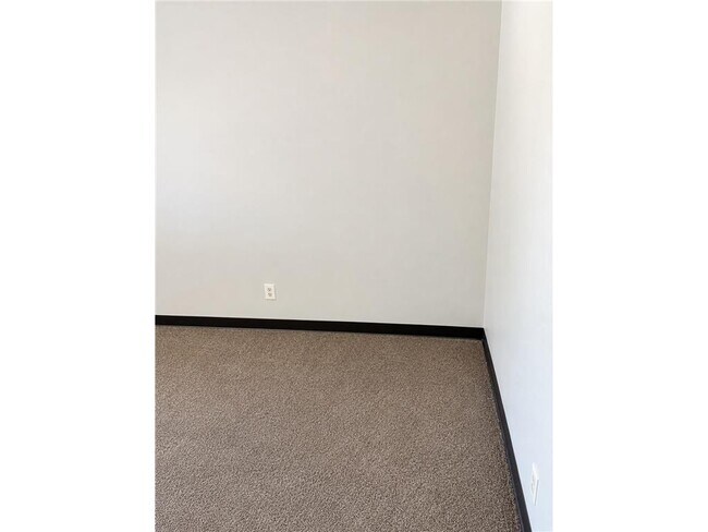 Foto del edificio - 310 8th St N