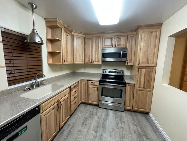 Foto del edificio - 2 br, 1 bath House - 2223 Mercier Street