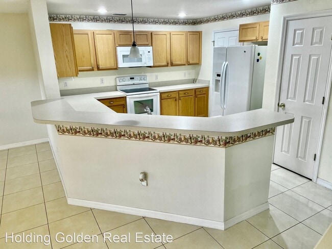 Building Photo - 2 br, 2.5 bath House - 2436 Hassonite St