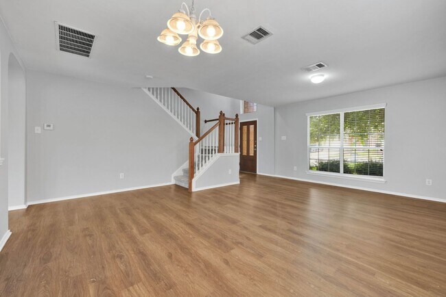 Foto del edificio - Beautiful NW Rental home available for asa...