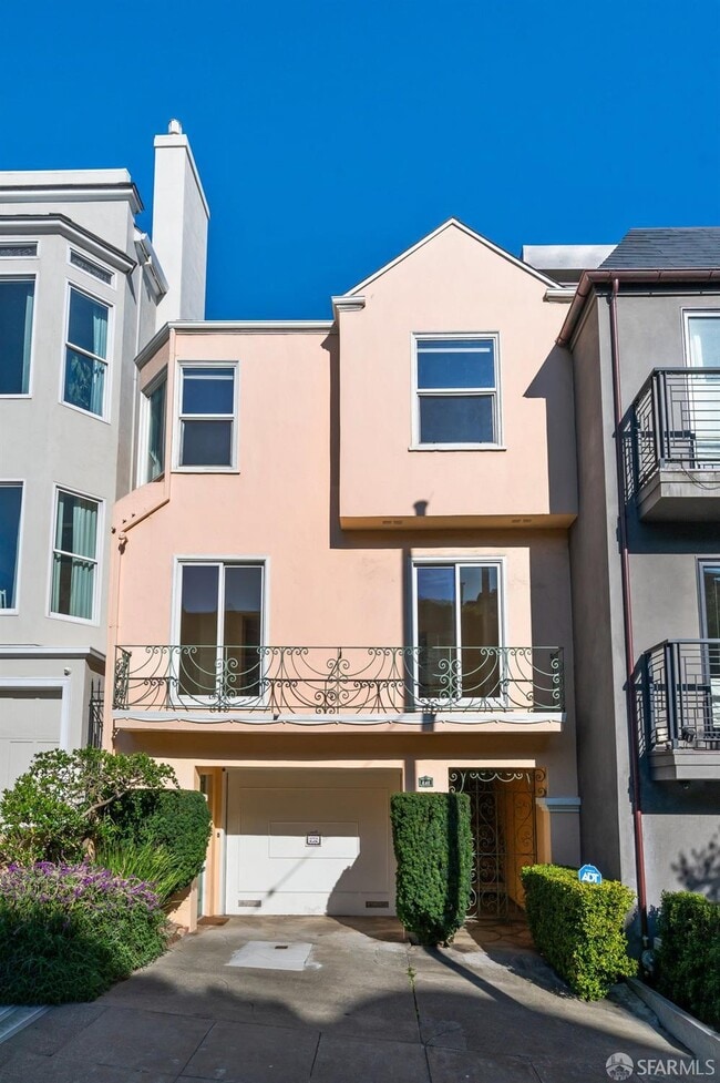 Building Photo - 232 Presidio Ave