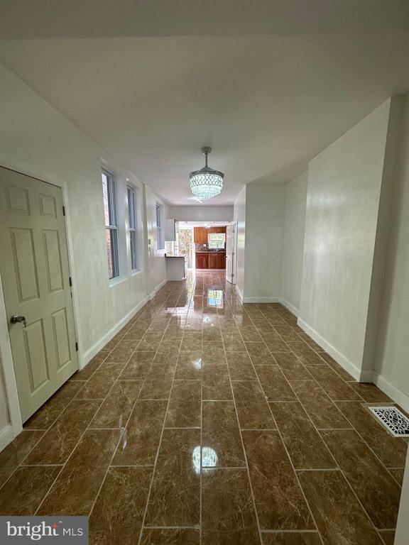 Foto del edificio - 2224 W Cumberland St