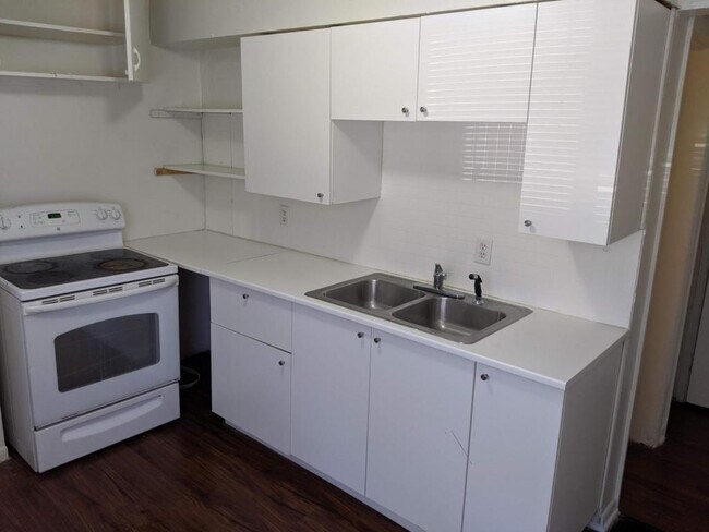 Foto del edificio - 2137 Myrtle Ave