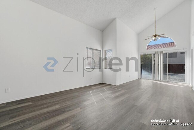 Foto del edificio - 10005 Dove Ridge Dr