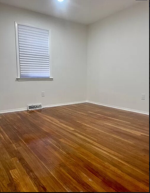 Foto del edificio - 456 N Walnut St