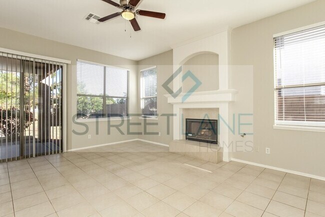 Foto del edificio - REDUCED!