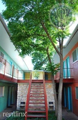 Building Photo - 2907 West Ave