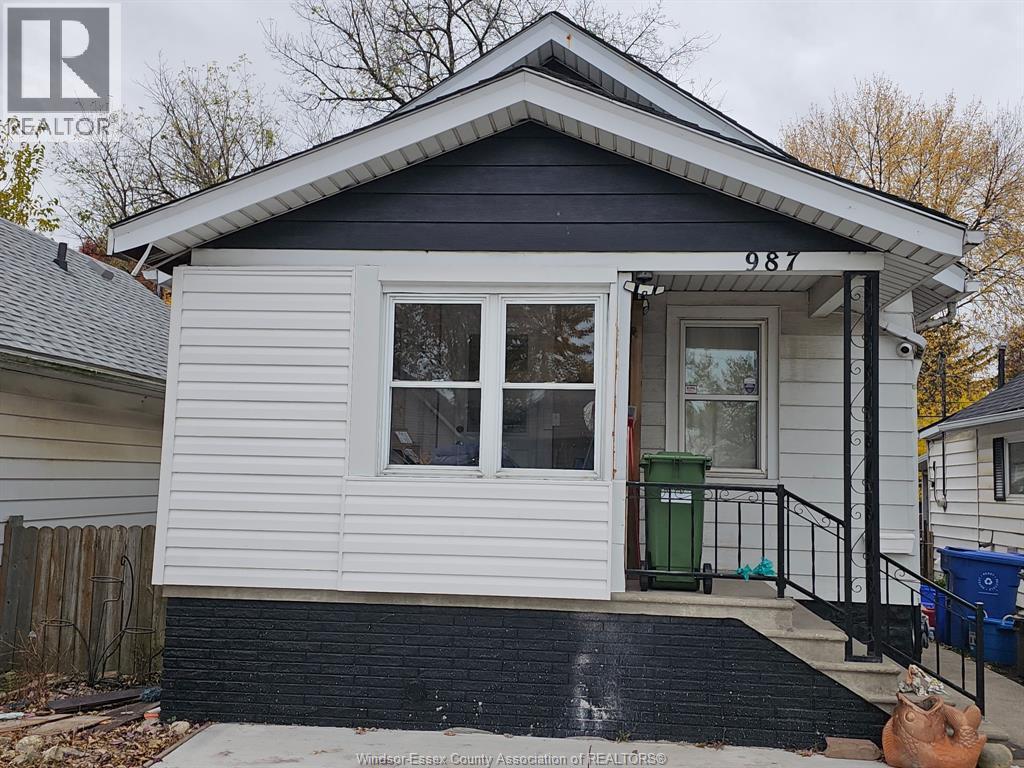 Photo principale - 987 McKay Ave