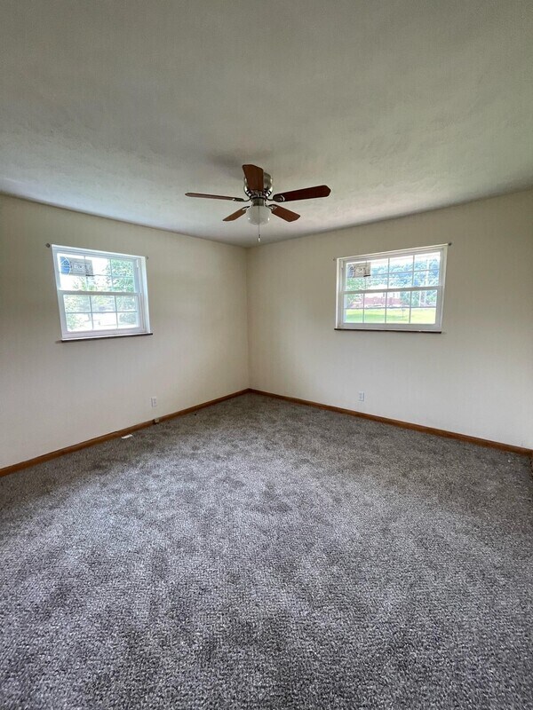 Building Photo - 3670 Teays Valley Road