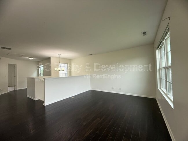 Building Photo - 1016 Turin Dr