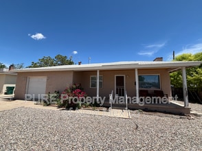 Building Photo - 1104 Acoma Pl
