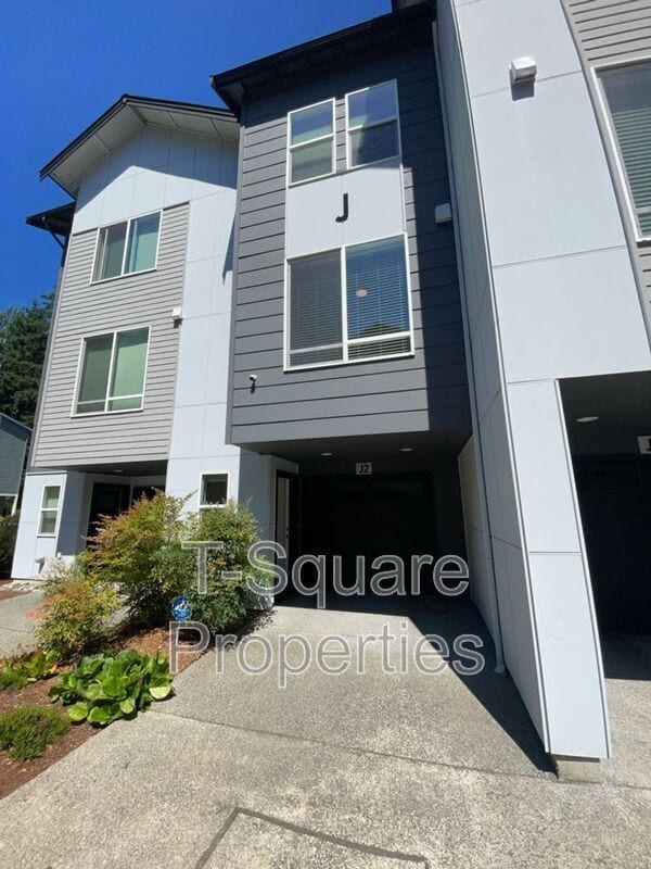 Building Photo - 13117 3rd Ave SE