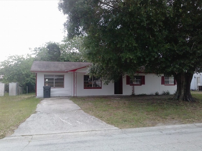 Building Photo - 1108 Carefree Cove Dr