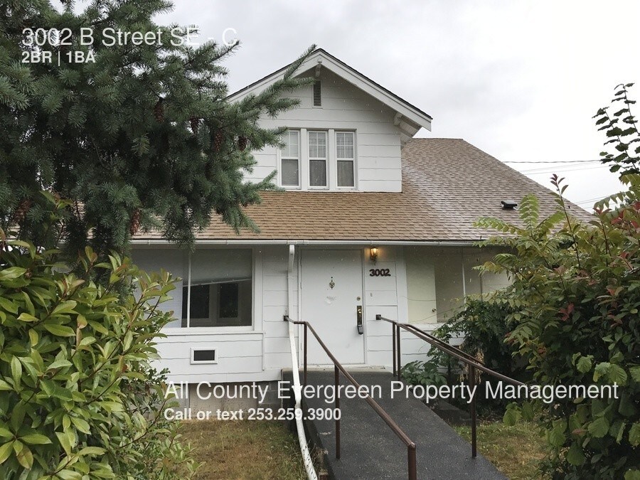 Primary Photo - 3002 B St SE