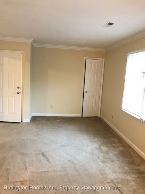 Building Photo - 2 br, 2 bath House - 2320 Morningside Dr.