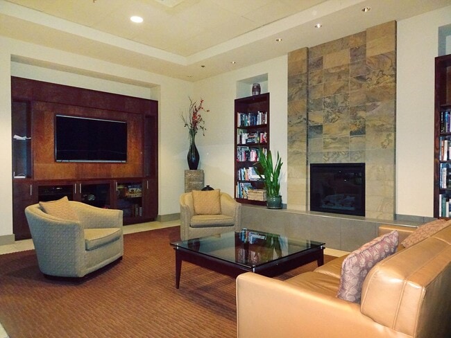 Building Photo - 1Bd/1Ba Seattle Condo