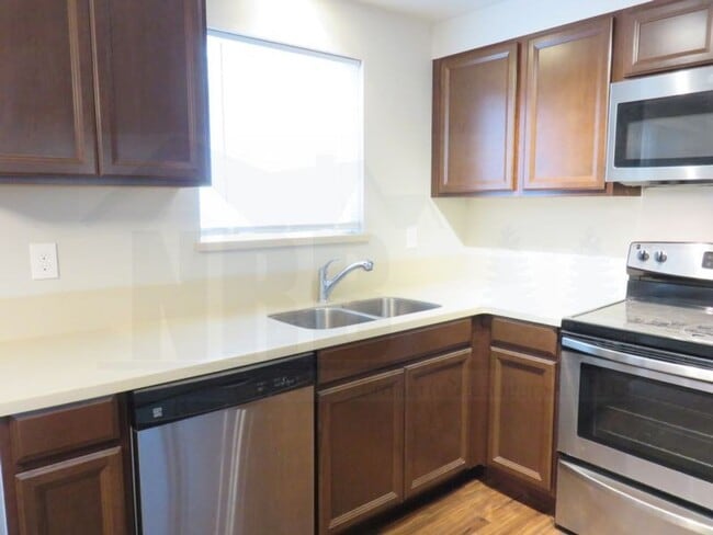 Building Photo - Newly renovated House located in the park community of Lacey!