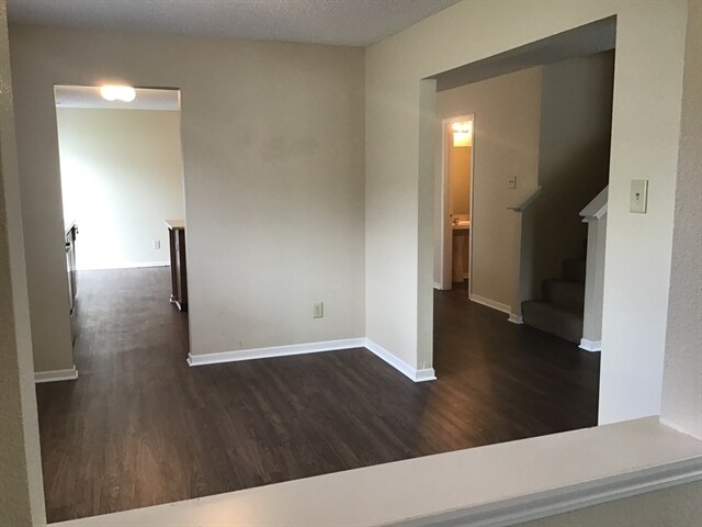 Foto del edificio - 14438 Banister Dr