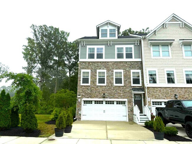 Building Photo - 12455 Sea Oaks Ln